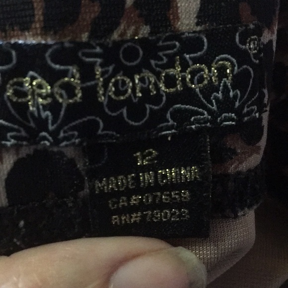 Mini skirt - Picture 3 of 3